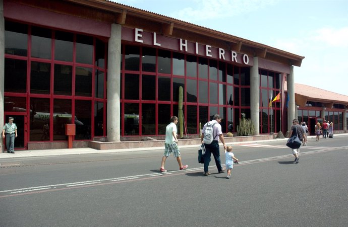 Aeropuerto De El Hierro