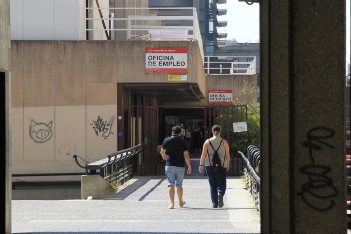 Paro, parados, oficina de Empleo, antiguo Inem
