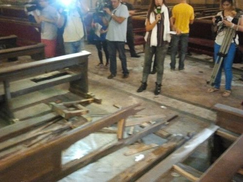 Estado de los bancos afectados por la explosión en la Basílica del Pilar