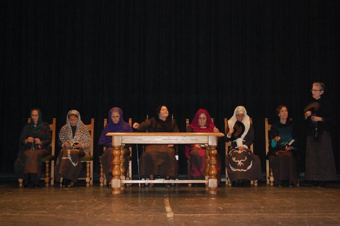 Al inicio del acto se representó la obra teatral 'La casa de Bernarda Alba'.