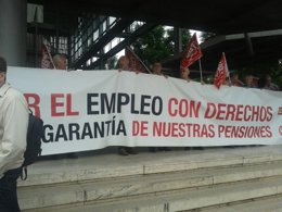 Jjubilados concentrados en Sevilla contra el 