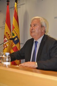 El delegado del Gobierno en Aragón pide prudencia tras la explosión en la Basílica del Pilar