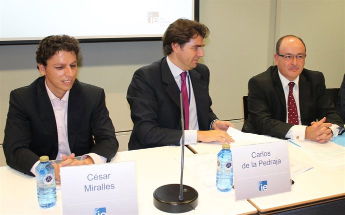 César Miralles, Carlos de la Pedraja y Benigno Lacort