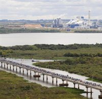 Uruguay autoriza más producción en una planta de celulosa