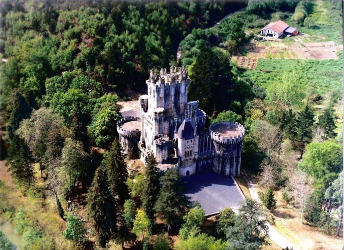 Vista aérea del Castillo de Butrón