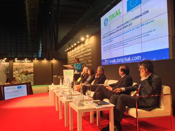 Intervención De Elena Nevado En El I Foro Tikal En Málaga