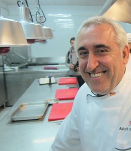 Adolfo Muñoz, cocinero