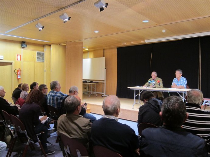 Leirós y Domínguez presentan la Coordinadora Galega ante emigrantes retornados