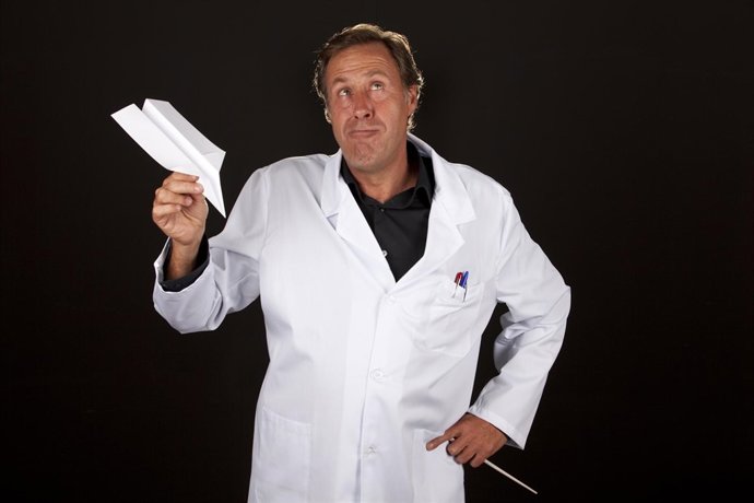 Sinacio en 'Los hombres son de marte las mujeres de venus'