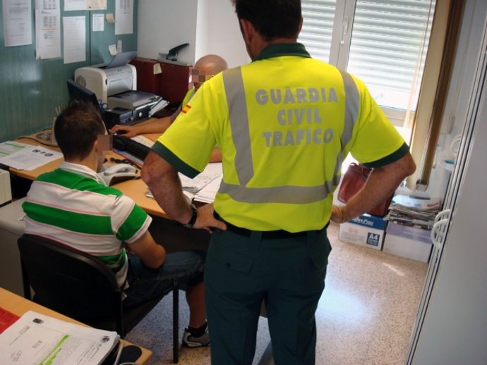 La Guardia Civil localiza y detiene al conductor implicado en atropello mortal
