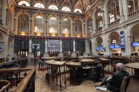 El Ibex cede un 0,58% y pierde los 9.300 puntos tras una mala apertura de Wall Street