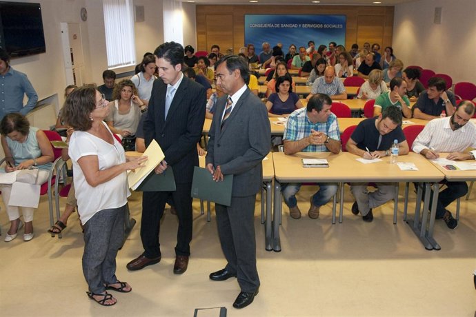 Los directores de Salud Pública y Educación presentan 'Cine en la Enseñanza'