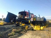 Trasladados al hospital siete heridos en el choque de tren en Pulpí (Almería)