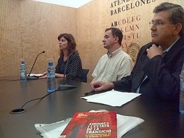 El diputado de ERC, Alfred Bosch, y el escritor Lluís Busquets.