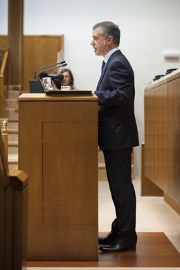 Iñigo Urkullu en el pleno del Parlamento Vasco