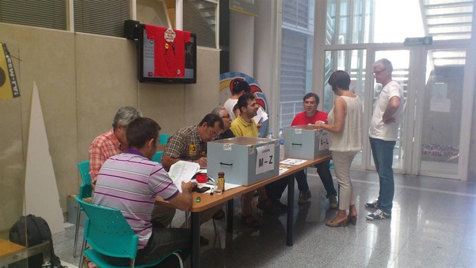 Trabajadores de TV3 votan rebajar el ERE 