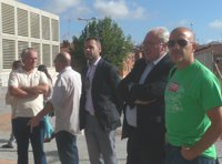 El PSOE insta a Monago a que 'reponga' el transporte gratuito para las enseñanzas no obligatorias