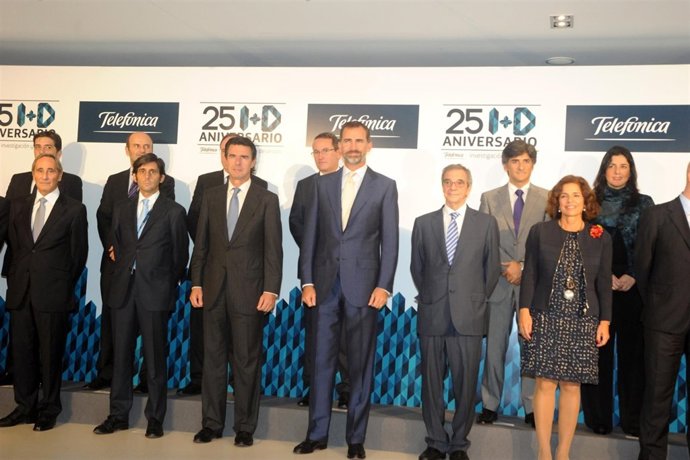 El Príncipe Felipe y César Alierta en el 25 aniversario de Telefónica I+D