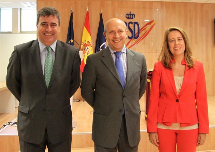 Cardenal, Wert y Ana Muñoz Merino