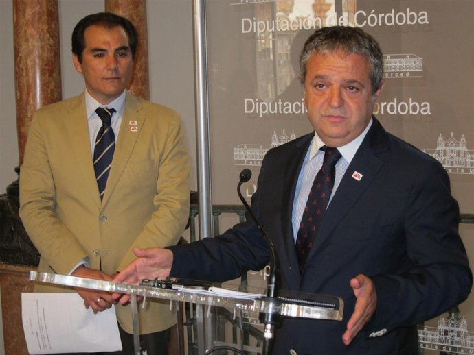 Nieto y Fuentes en la rueda de prensa