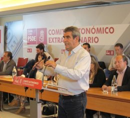 El secretario general del PSCyL, Julio Villarrubia
