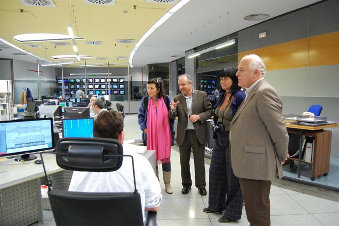 Visita de la delegación argentina de Rosario a instalaciones de Metrovalencia