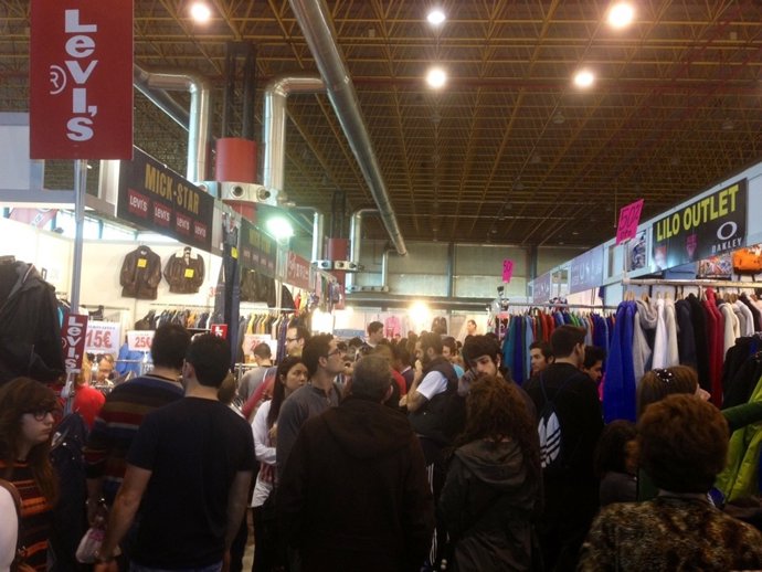 Expositores de la feria Stockcity en Alicante