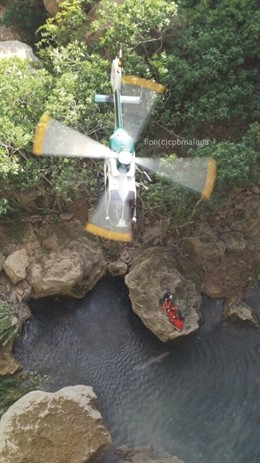 Rescate del cuerpo de un escalador fallecido en el Tajo de Ronda