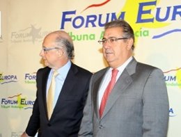 Cristóbal Montoro y Juan Ignacio Zoido en Sevilla