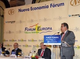 El presidente del PP-A, Juan Ignacio Zoido, hoy en el Forum Europa