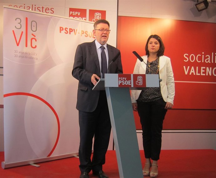 Ximo Puig y Carmelina Pla en una rueda de prensa