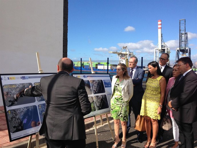 La ministra de Fomento, Ana Pastor, visita el Puerto de Arrecife (Lanzarote)