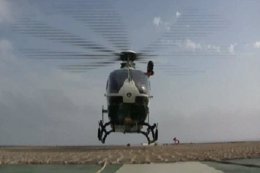 Helicóptero Guardia Civil en plataforma Castor de Vinarós