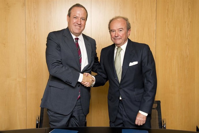 Presidente de Cepyme, Jesús Terciado, y de Cesce, Ávaro Bustamante