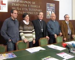 Presentación del Domund con el arzobispo de Pamplona Francisco Pérez.