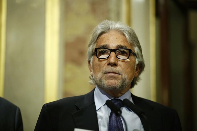 Diputado De Ciu Josep Sánchez Llibre