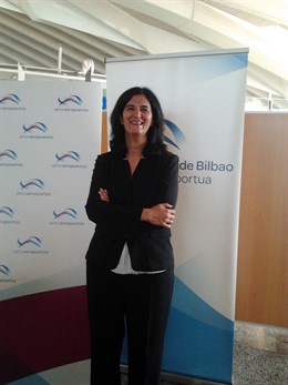 Cristina Etxeverría, directora del Aeropuerto de Bilbao