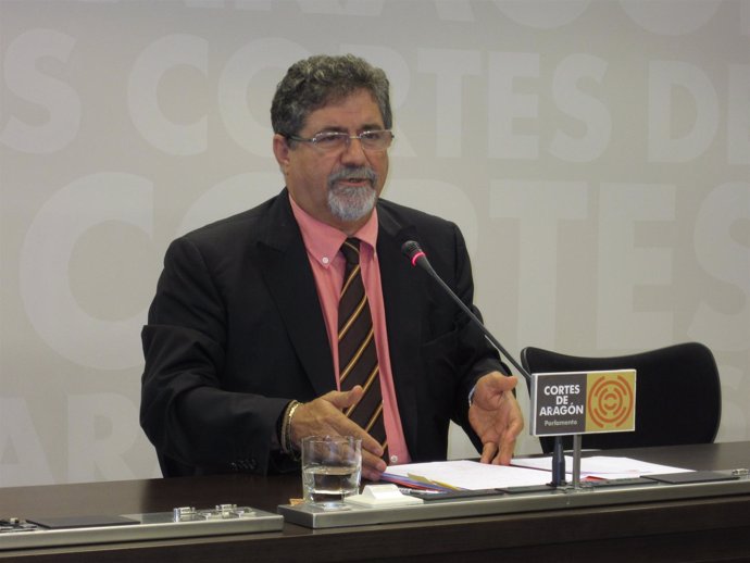 El diputado del PSOE, Ramón Laplana