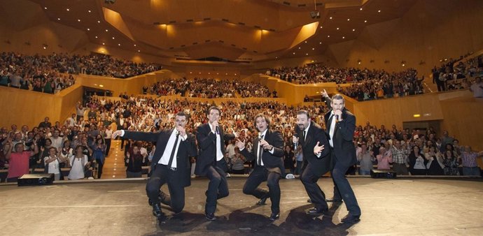 El grupo b vocal en una actuación en la sala Mozart del Auditorio