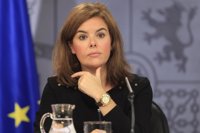 Sáenz de Santamaría avisa que la financiación se negociará en "marco plurilateral", pero aún se está evaluando el modelo