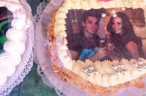 El no va más: Jessica Bueno y J. Peleteiro ya tienen su tarta