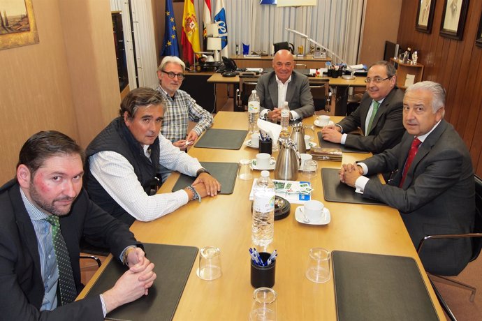 Reunión FER y Confederación Española Comercio  