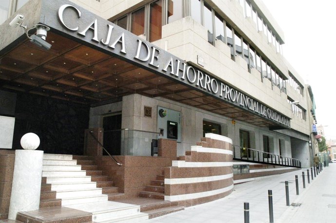 Edificio de la Caja de ahorros de Guadalajara