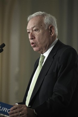 El ministro de Exteriores, José Manuel García-Margallo, y su homóloga colombiana