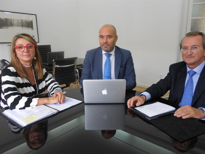 Mercè Martí, Arturo Díaz y Juan Luis Gomeza