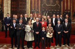 Fabra con los reconocidos con las Distinciones de Generalitat en el 9 d'octubre