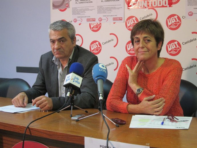 Los secretario generales de CC.OO y UGT, Carlos Sánchez y María Jesús Cedrún