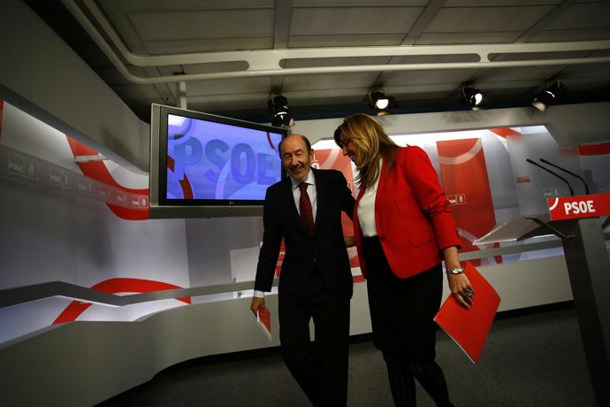 Alfredo Pérez Rubalcaba y Susana Díaz en Ferraz