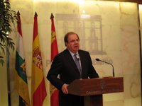 Herrera reitera su petición de que se retire el copago hospitalario porque es una medida que "no tiene sentido"