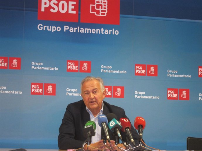 El portavoz parlamentario del PSdeG, José Luis Méndez Romeu